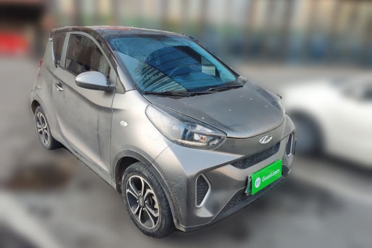 Used Chery Little Ant 2019 4-Seater Smart Edition 30.6 kWh Front Right 45 Deg