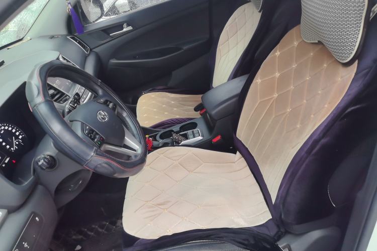 Used Hyundai Tucson 2015 1.6T Dual-Clutch Two-Wheel-Drive Smart Model Left Front Seat