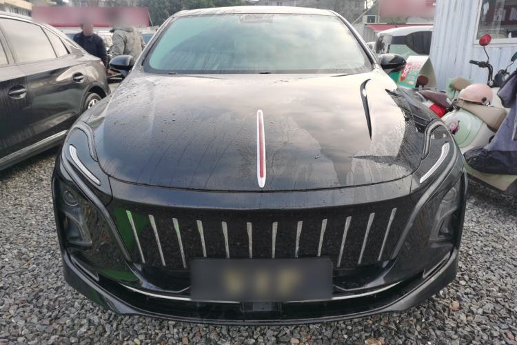 Used Hongqi E-QM5 2022 431 km Charge & Enjoy Edition
