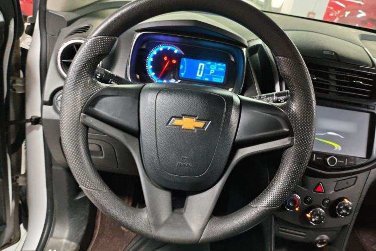 Used Chevrolet Trax 2016 1.4T Automatic Two-Wheel Drive Comfort Version with Sunroof
