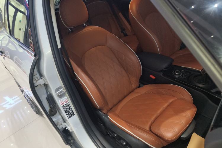 Used MINI Clubman 2023 2.0T COOPER S Connoisseur