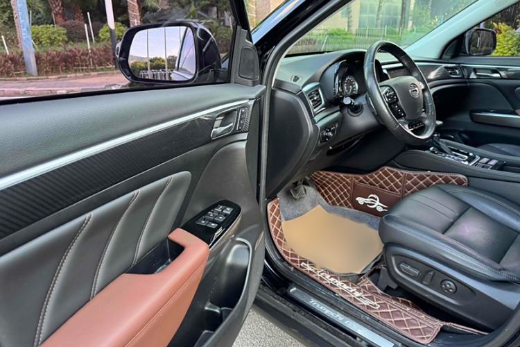 Used GAC Trumpchi GS7 2017 320T Two-Wheel-Drive Luxury Smart Connectivity Model