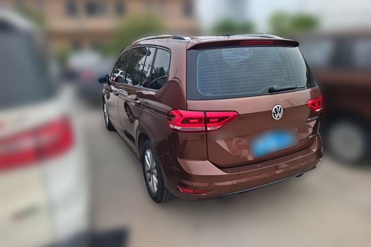 Used Volkswagen Touran 2016 Volkswagen Touran L 280TSI Manual Comfort Edition
