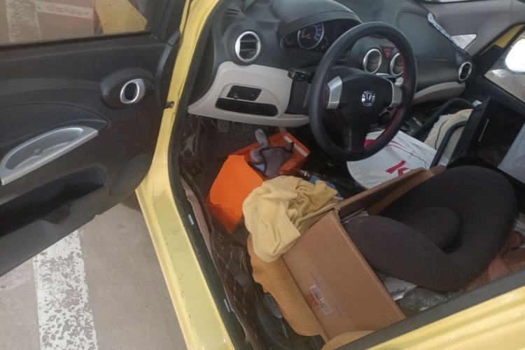 Used CHANGAN Benni mini 2012 1.0L Manual Fashion Edition China IV Standard Driver Seat