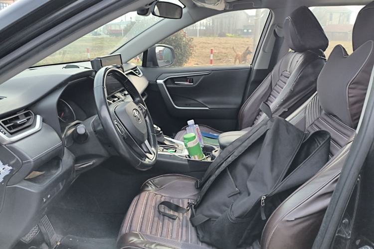 Used Toyota Wildlander 2022 2.0L CVT Two-Wheel Drive Luxury Edition
