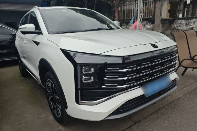 Used SOL X8 PLUS 2023 1.5 TGDI DCT Smart Edition 7-Seater