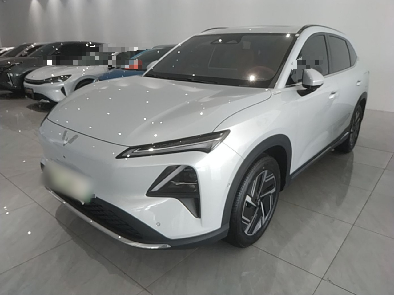 Unter der Vorderseite des Autos