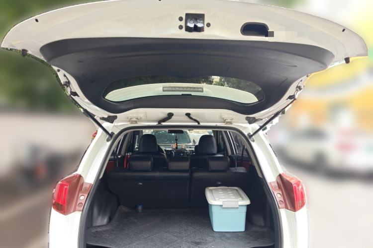 Used Toyota RAV4 2013 2.0L CVT Four-Wheel Drive Fashion Edition