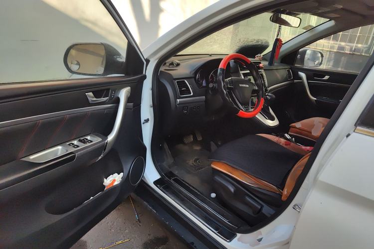 Used Haval M6 2019 1.5T DCT Two-Wheel Drive Elite Version China V Standard