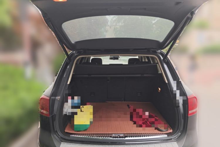 Used Volkswagen Touareg 2011 3.0 TSI Standard Version