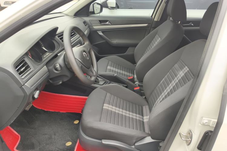 Used Volkswagen Lavida 2019 Lavida Start 1.5L Automatic Trendy Version China VI Standard Left Front Seat