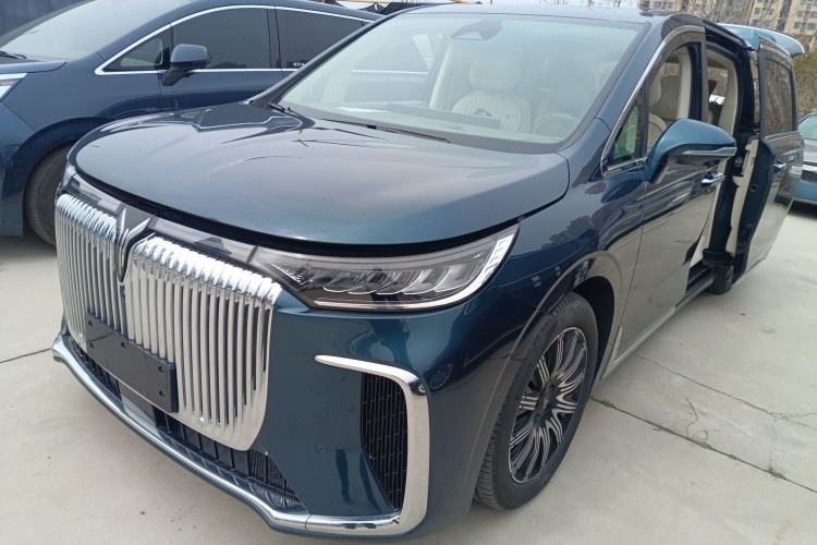 Used VOYAH Dream 2025 EV Four-Wheel Drive Flagship Kunpeng Edition
