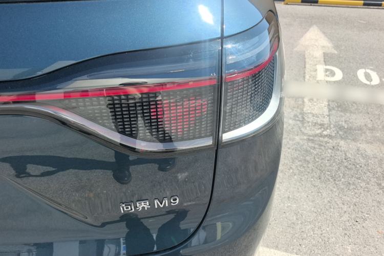 Used Hima AITO M9 2024 Range-Extended Ultra Version 42 kWh 6-Seater Model Right Rear Taillight