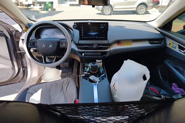 Used Hongqi E-QM5 2024 610 km PLUS
