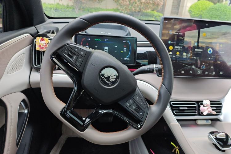 Used BYD Song Pro New Energy 2024 HONOR Edition DM-i 71KM Leading Model Steering Wheel