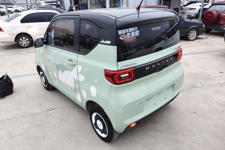 Used Wuling Hongguang MINIEV 2021 Macaron Sandwich Model 120 km Lithium Iron Phosphate