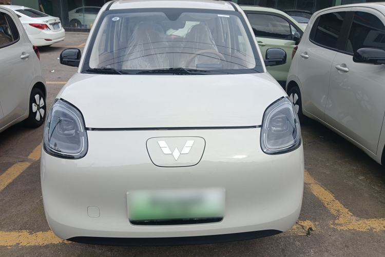 Used Wuling Hongguang MINIEV 2025 Four-Door Version Advanced Edition Front