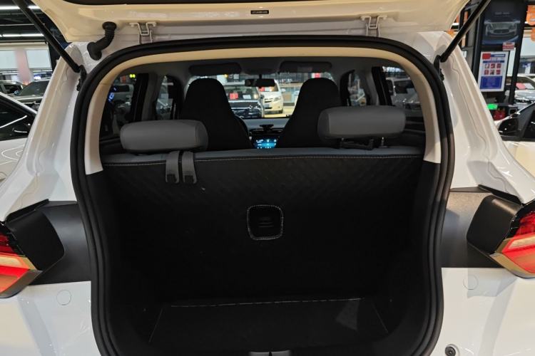 Used Leapmotor T03 2024 200 Lite Edition Trunk