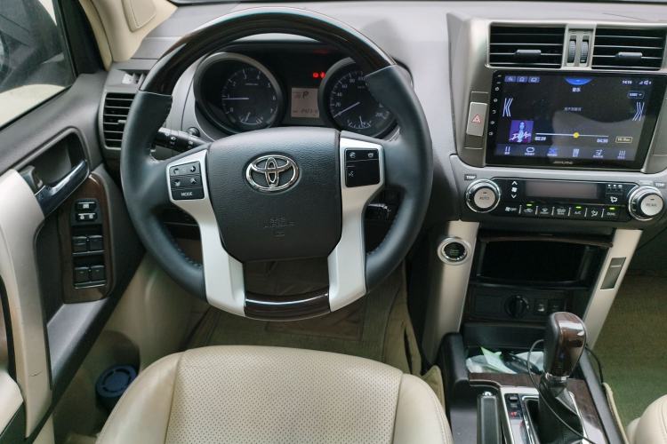 Used Toyota Prado 2010 4.0L Automatic TX Steering Wheel