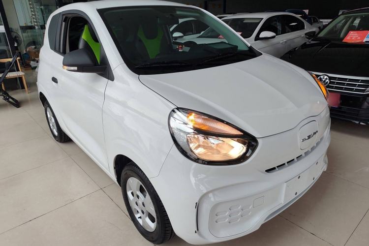 Used Roewe Clever 2021 302 km New Four-Seater Super-Efficient Version