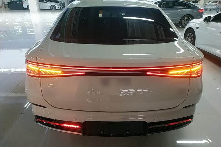 Used BYD Seal 2024 HONOR Edition DM-i 1.5L 121km Luxury Model
