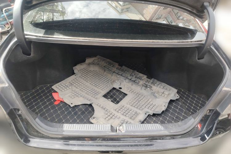 Used Toyota Reiz 2013 2.5S Elite Edition Trunk