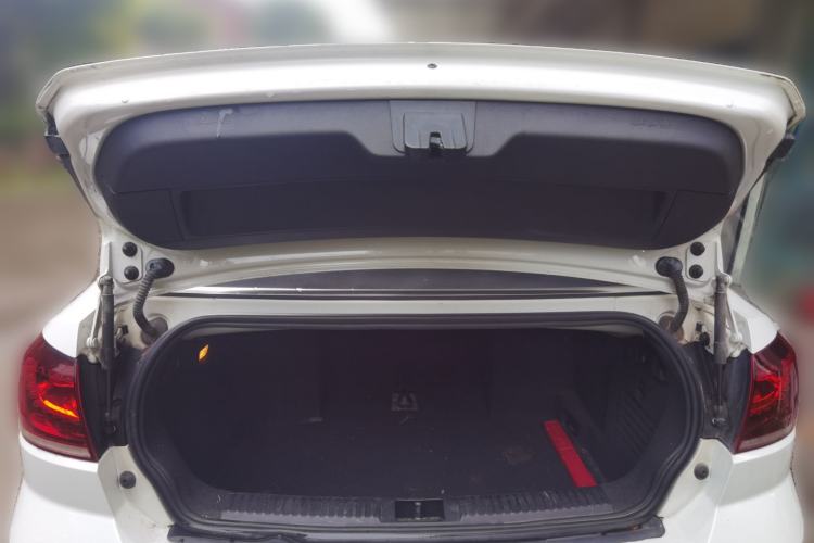 Used Volkswagen Golf 2012 1.4TSI Luxury Convertible Edition Trunk