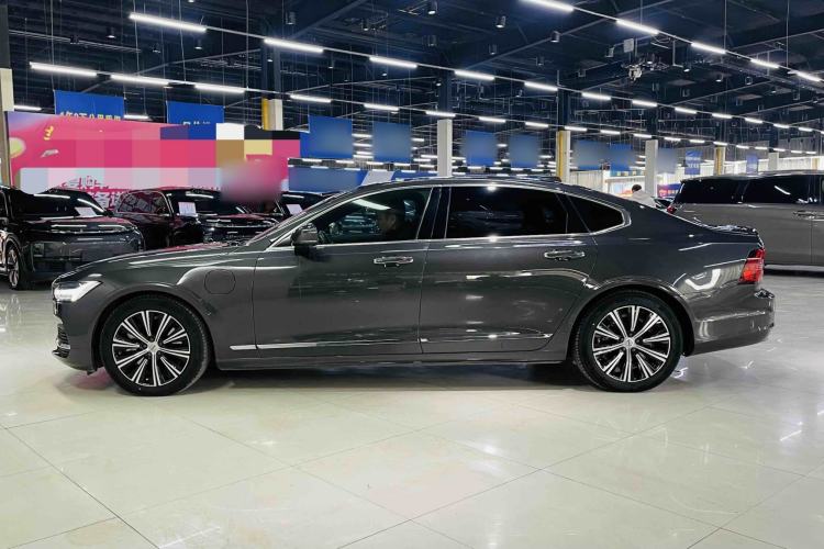 Used Volvo S90 New Energy 2022 T8 eDrive Hybrid Luxury Edition