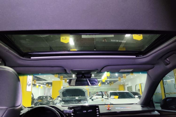 Used Toyota Avalon 2019 2.0L Luxury Edition China VI Standard