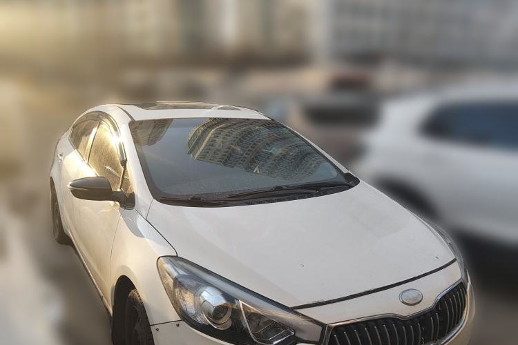 Used Kia K3 2013 1.6L Automatic Premium Front Right 45 Deg