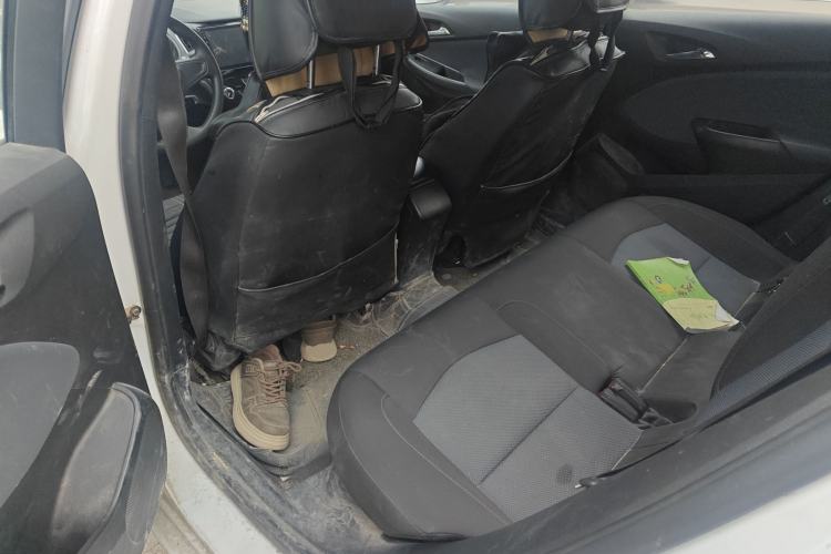 Used Chevrolet Cruze 2017 1.5L Automatic Pioneer Sunroof Edition