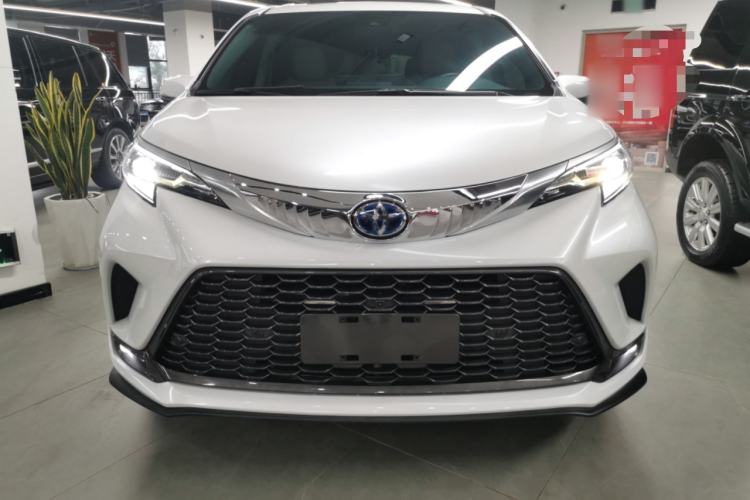 Used Toyota Granvia 2023 2.5L Hybrid Prestige PLUS Edition