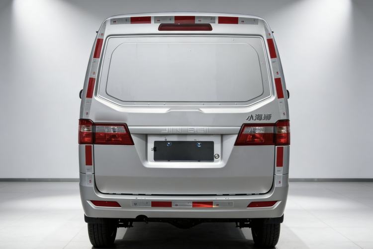 Used Jinbei Hiace X30 2023 1.5L Super-Enjoyment Van 2/5 Seats Non-Air-Conditioned Version SWC15M