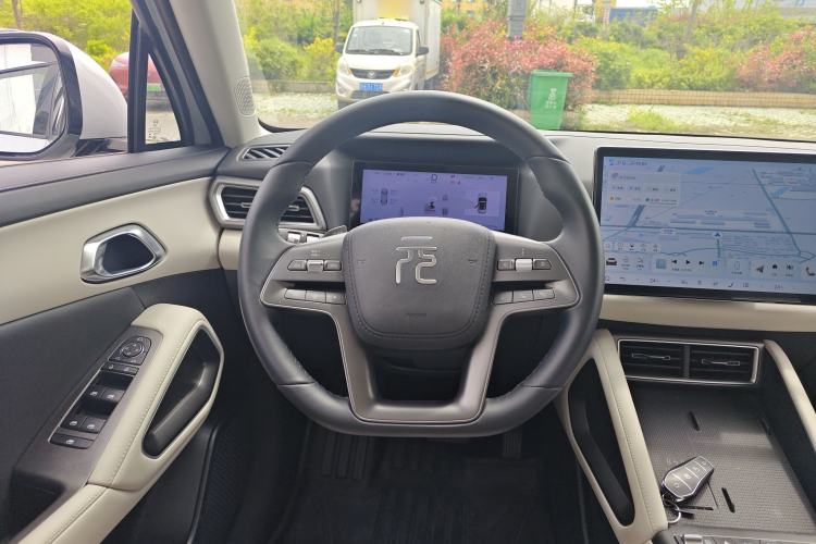 Used BYD Yuan UP 2025 Intelligent Driving Version 401 km Beyond-Range Edition Steering Wheel