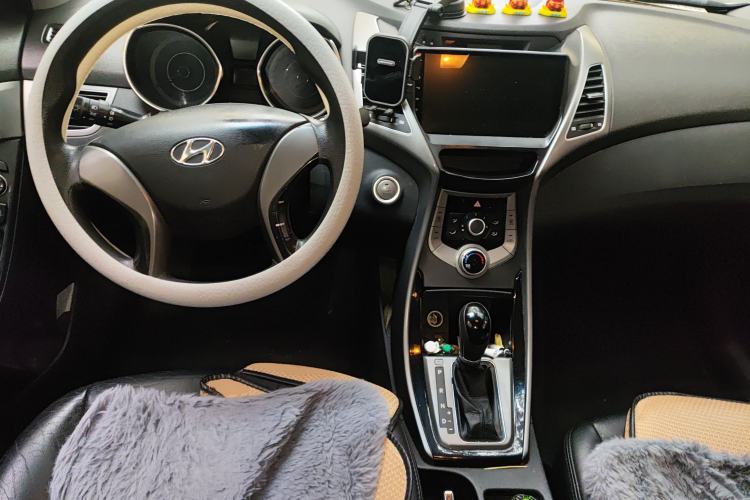 Used Hyundai Elantra (5th Generation / Langdong) 2015 1.6L Automatic Leading Model
