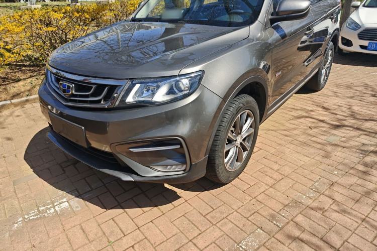 Used Geely Auto Emgrand X7 Sport 2018 1.8TD Automatic Two-Wheel Drive Zhiya Model Left Front Headlight