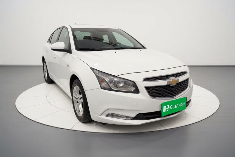 Used Chevrolet Cruze 2015 1.5L Classic SE MT Exterior 2