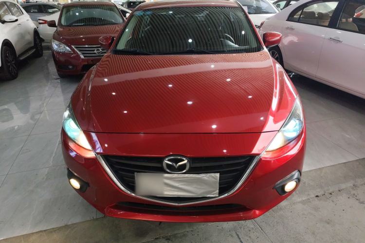 Used Mazda 3 Axela 2014 Sedan 1.5L Automatic Luxury Model