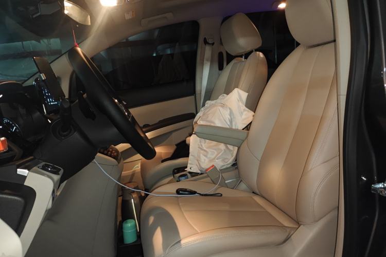 Used Buick GL8 2023 Land Executive Class Smart Enjoyment Model Left Front Seat