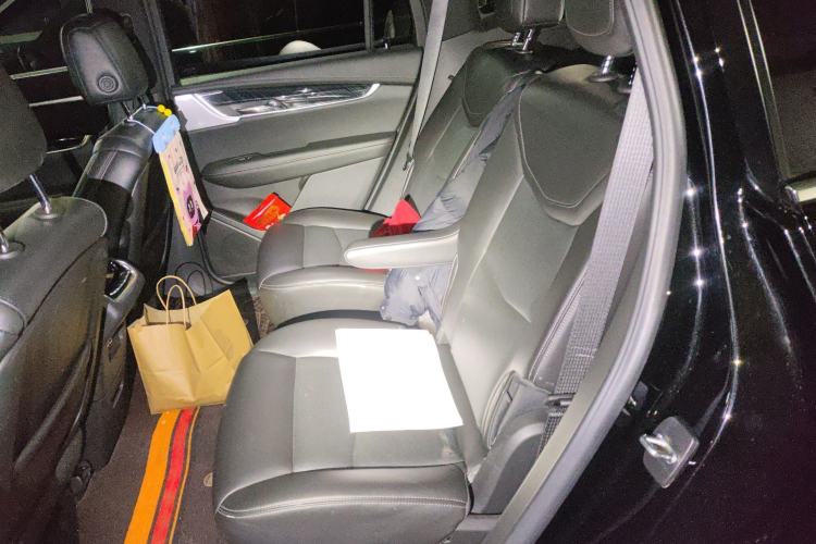 Used Cadillac XT6 2022 2.0T Six-Seater Four-Wheel-Drive Luxury Standard Edition