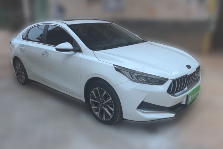 Used Kia K3 2021 1.5L CVT Fashion Edition Front Right 45 Deg