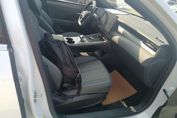 Used BYD Qin PLUS 2025 DM-i Smart Drive 120KM Superior Model
