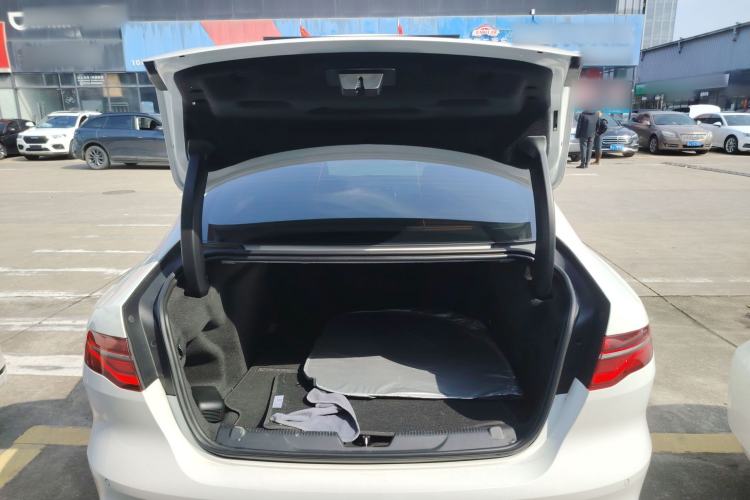 Used Jaguar XEL 2021 2.0T 200PS R-DYNAMIC Youth Sports Edition
