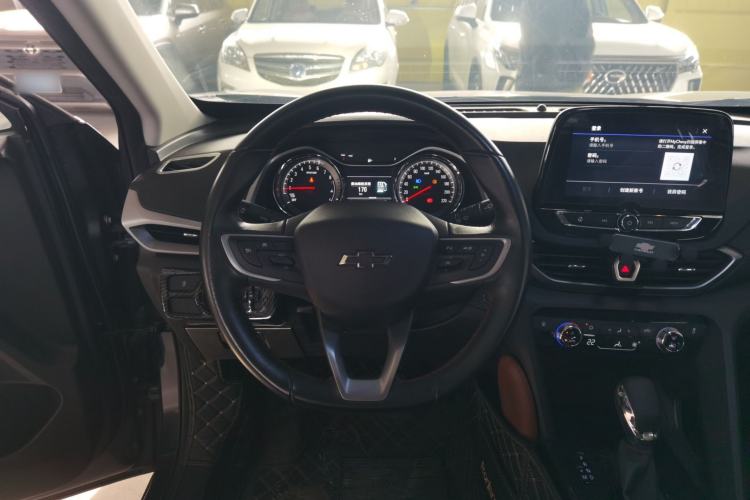 Used Chevrolet Orlando 2020 Light Hybrid Redline 530T Automatic Enjoyment Edition (5+2 Models)