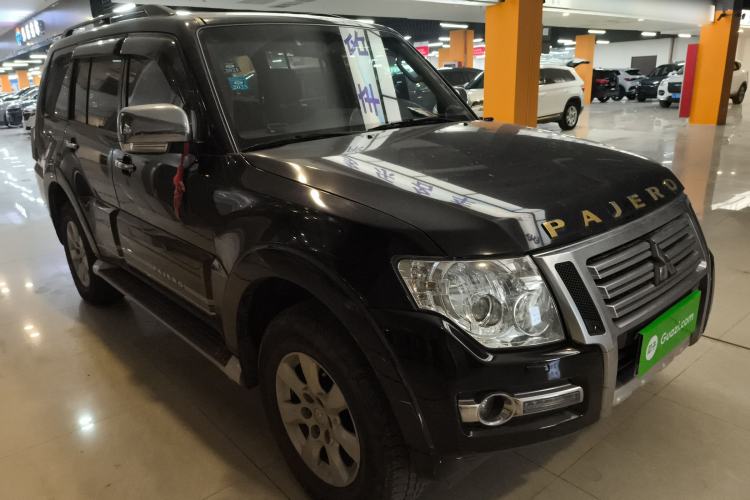 Used Mitsubishi Pajero 2018 3.0L Automatic Luxury Edition