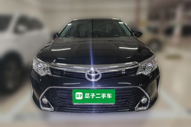 Used Toyota Camry 2016 2.0G 10th Anniversary Leading Edition
