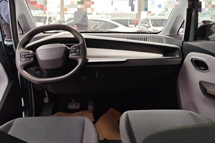 Used Wuling NAMMIEV 2021 - Play Edition Interior 2