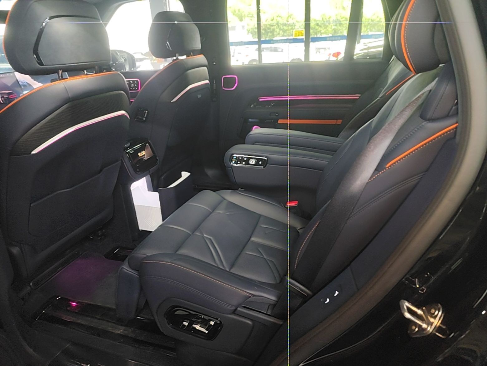 Zeekr 9X 2025 Moon Black Edition 70kWh — снимка 20