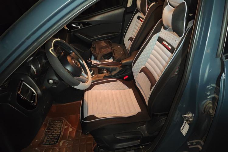 Used Mazda 3 Axela 2014 Sedan 1.5L Manual Comfort Model Left Front Seat