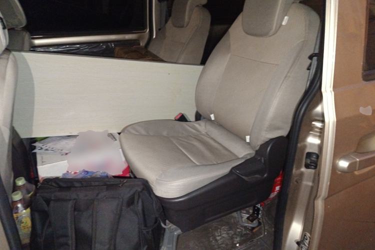 Used Wuling Rongguang V 2018 1.5L Standard Version Left Rear Seat